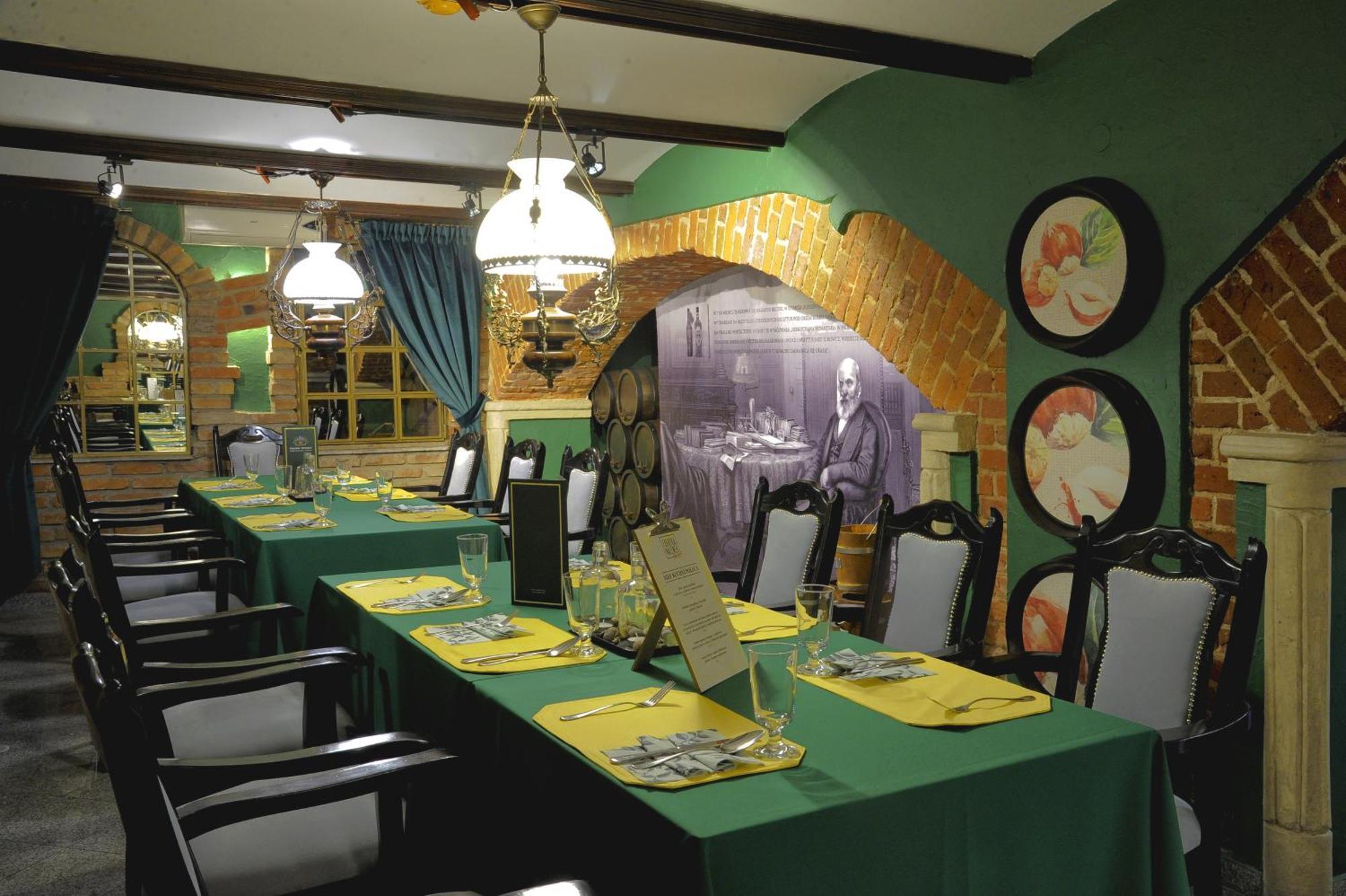 Pietrak Hotel Gniezno Kültér fotó
