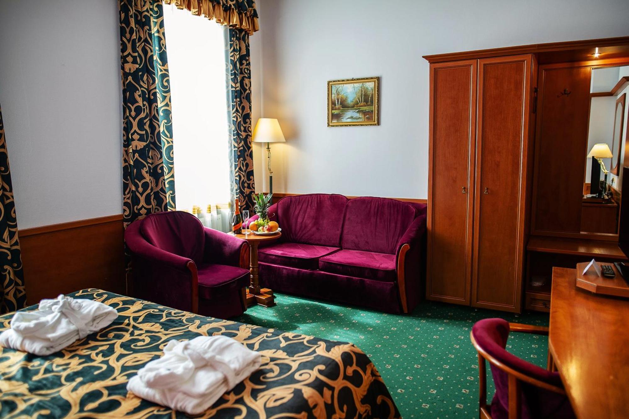 Pietrak Hotel Gniezno Kültér fotó