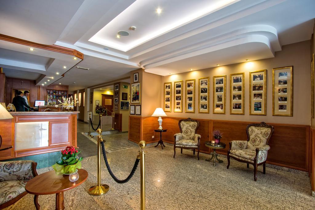 Pietrak Hotel Gniezno Kültér fotó