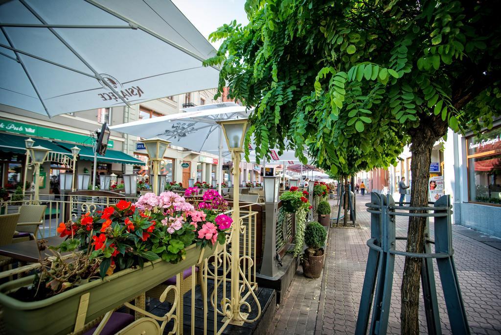 Pietrak Hotel Gniezno Kültér fotó